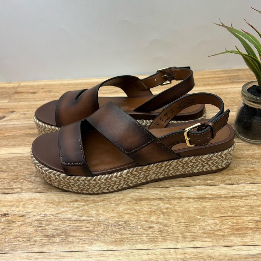 Naturalizer Jasmin Sandal sz 7